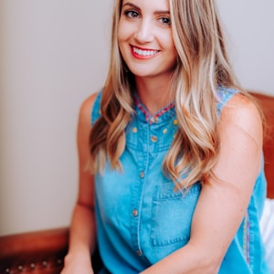 曼联传奇球星韦恩·鲁尼庆祝进球的经典瞬间